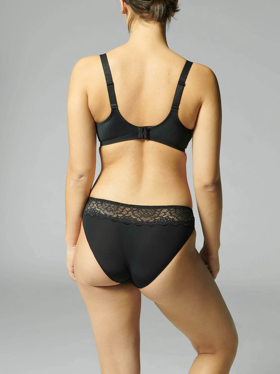 Caresse Minimizer - Black - Image 5