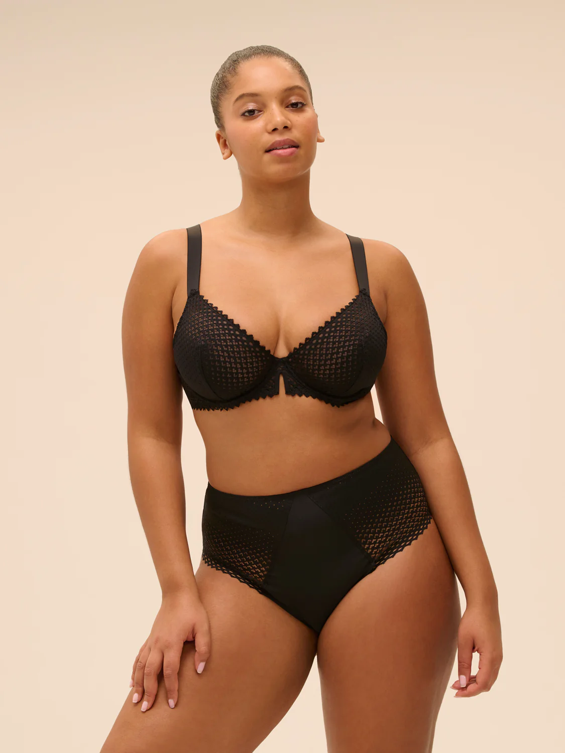 Cassandre Sheer Demi - Black - Image 10