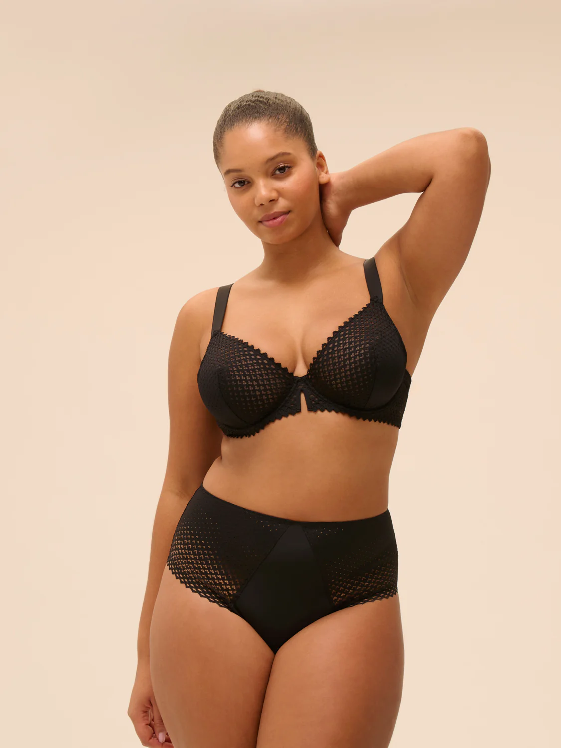 Cassandre Sheer Demi - Black - Image 11