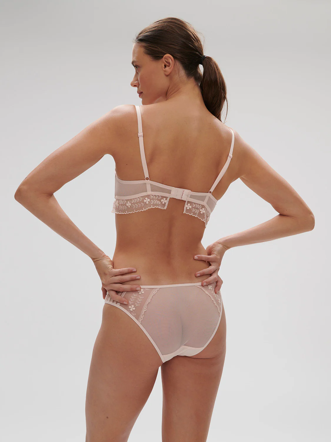 Marthe Sheer Demi - Petal Powder - Image 9