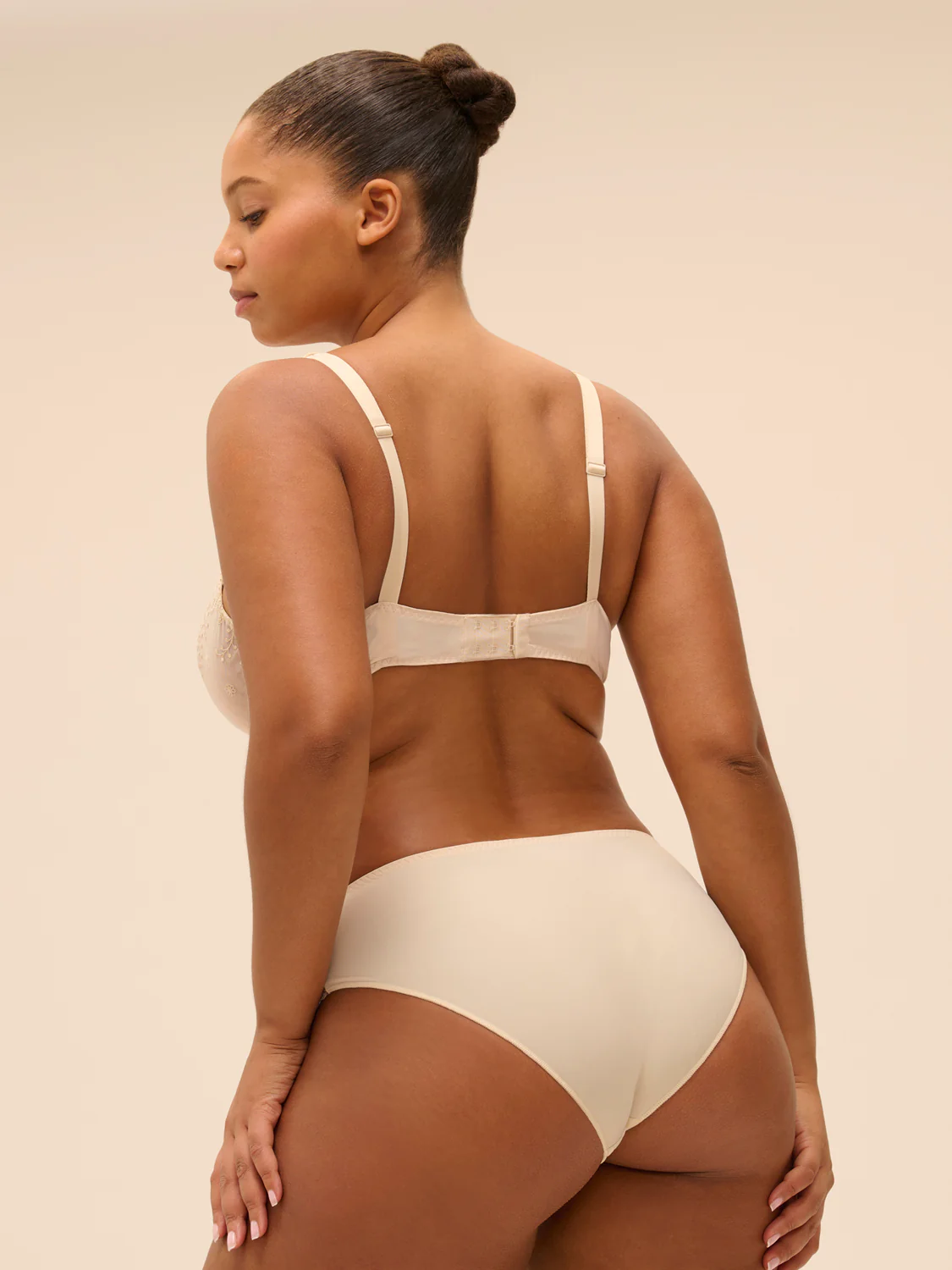 Delice Sheer Demi - Topaz Beige - Image 11
