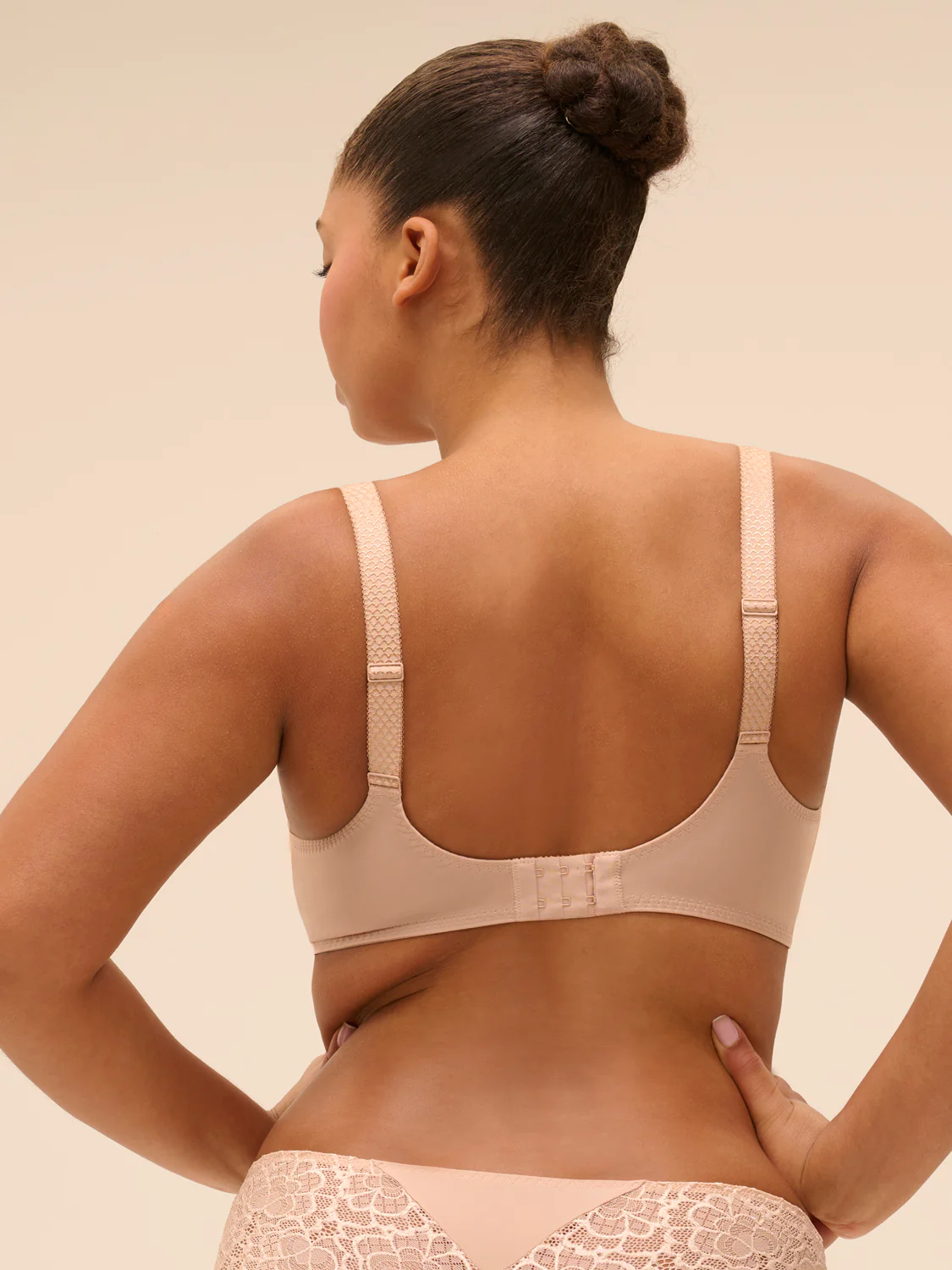 Caresse Wireless Triangle - Peau Rose - Image 3