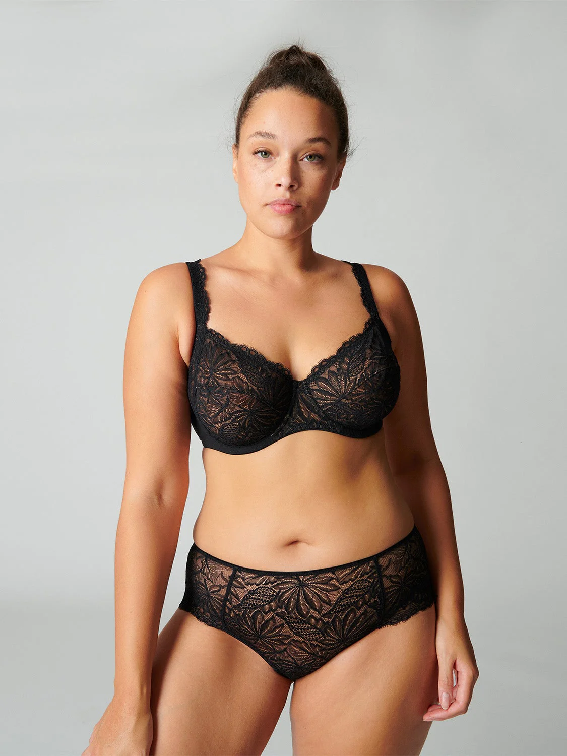 Exotica Full Cup - Black - Image 4