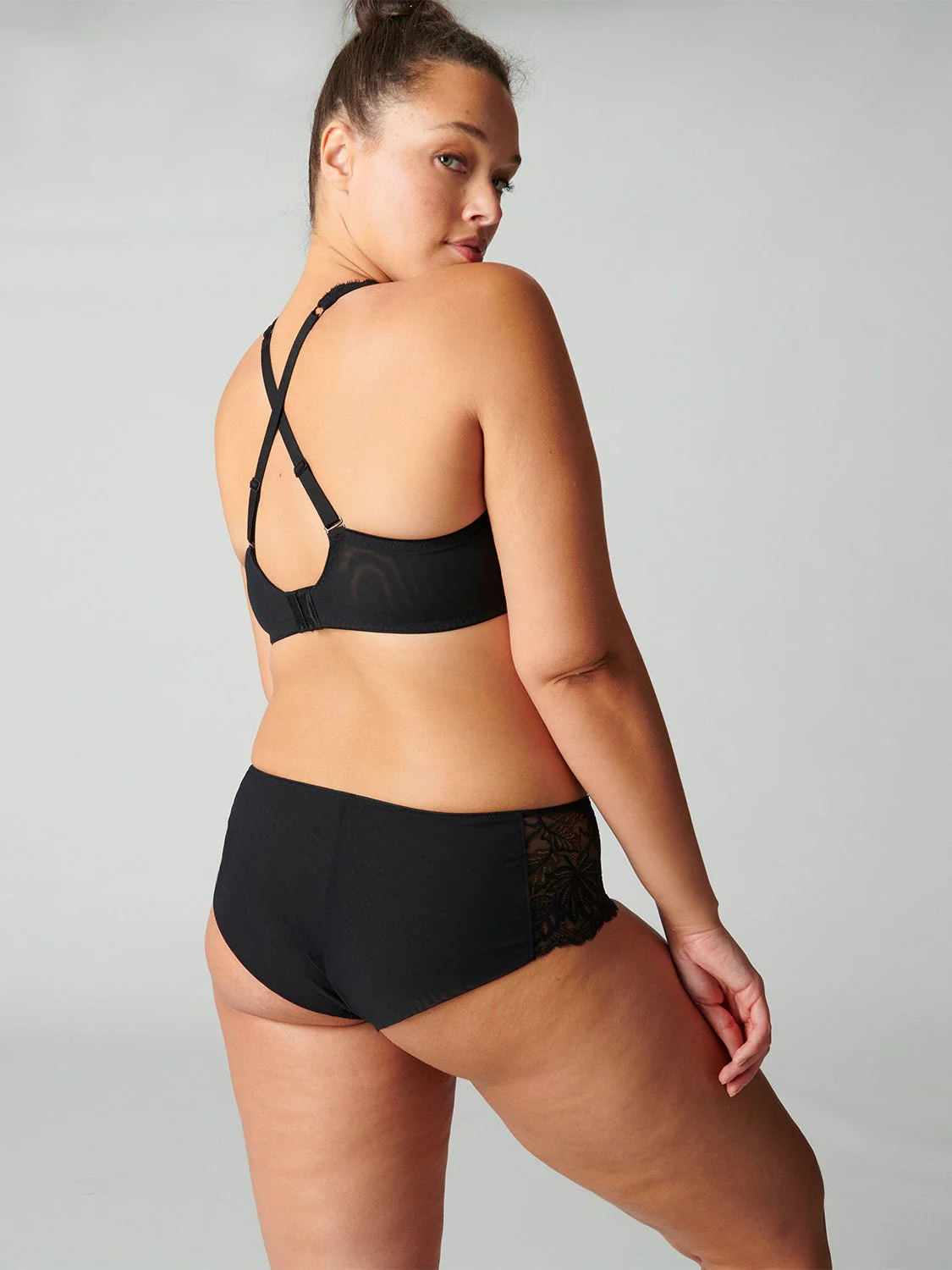 Exotica Full Cup - Black - Image 7