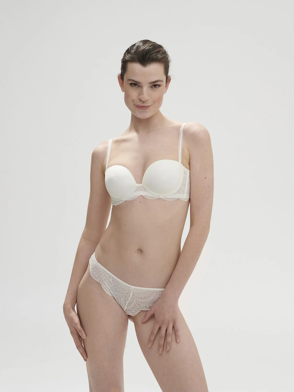 Karma Strapless - Ivory - Image 3