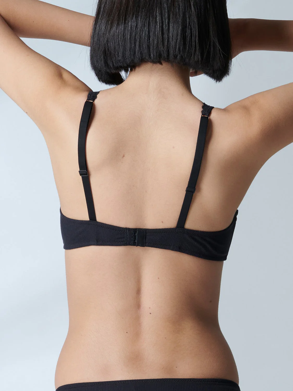 Eugenie Wireless Triangle - Black - Image 2