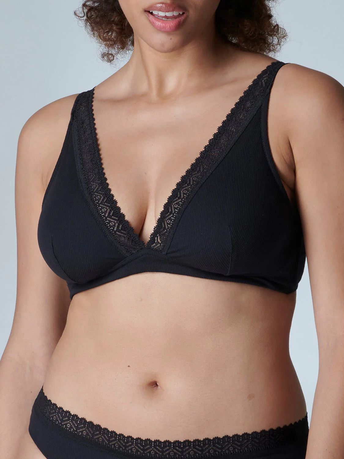 Eugenie Wireless Triangle - Black - Image 6