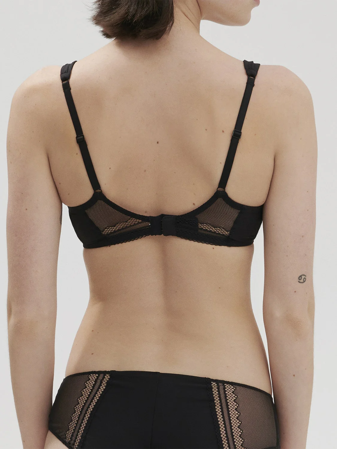 Olympe Wireless Triangle - Black - Image 4