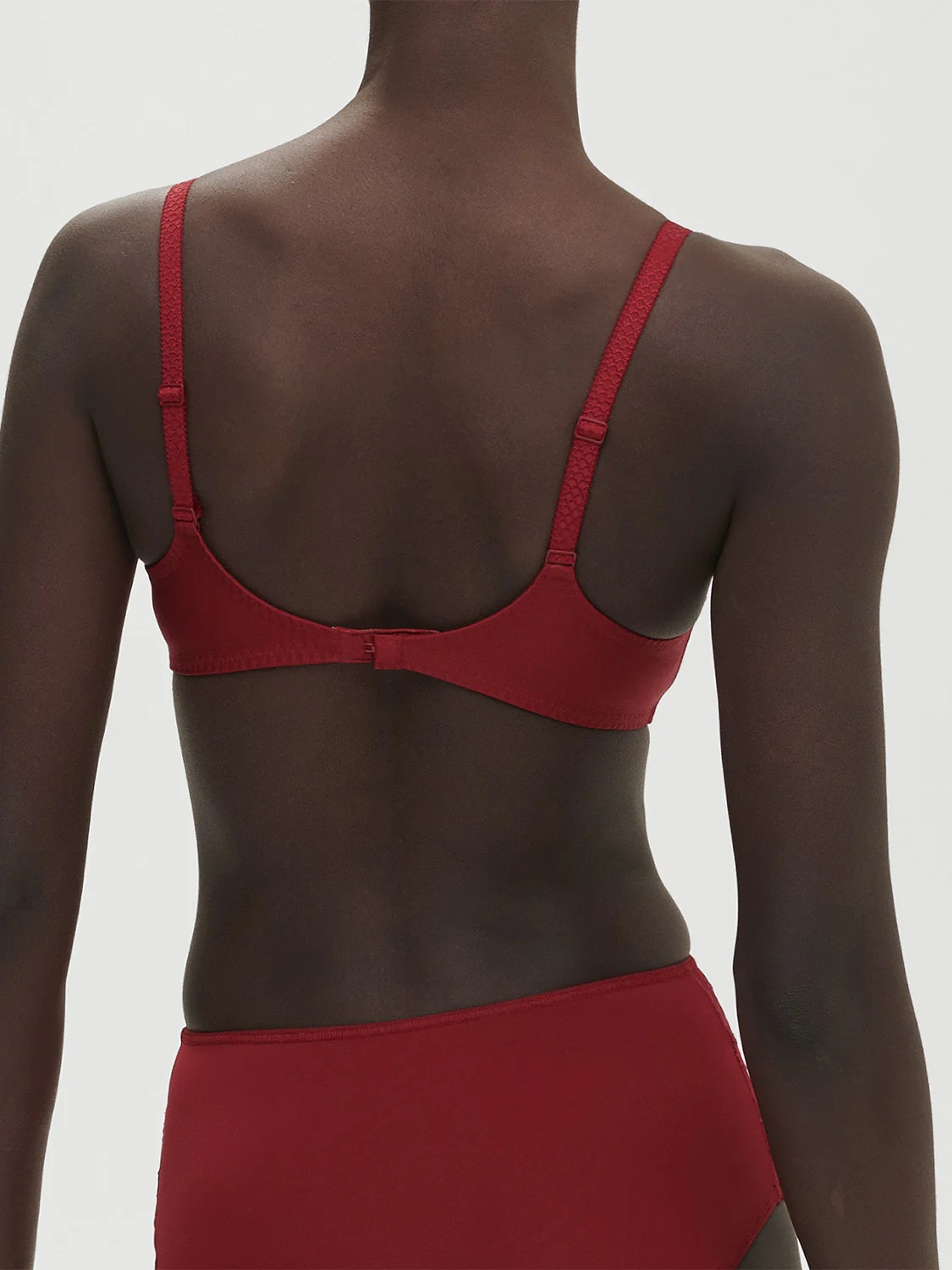 Caresse Wireless Triangle - Tango Red - Image 7