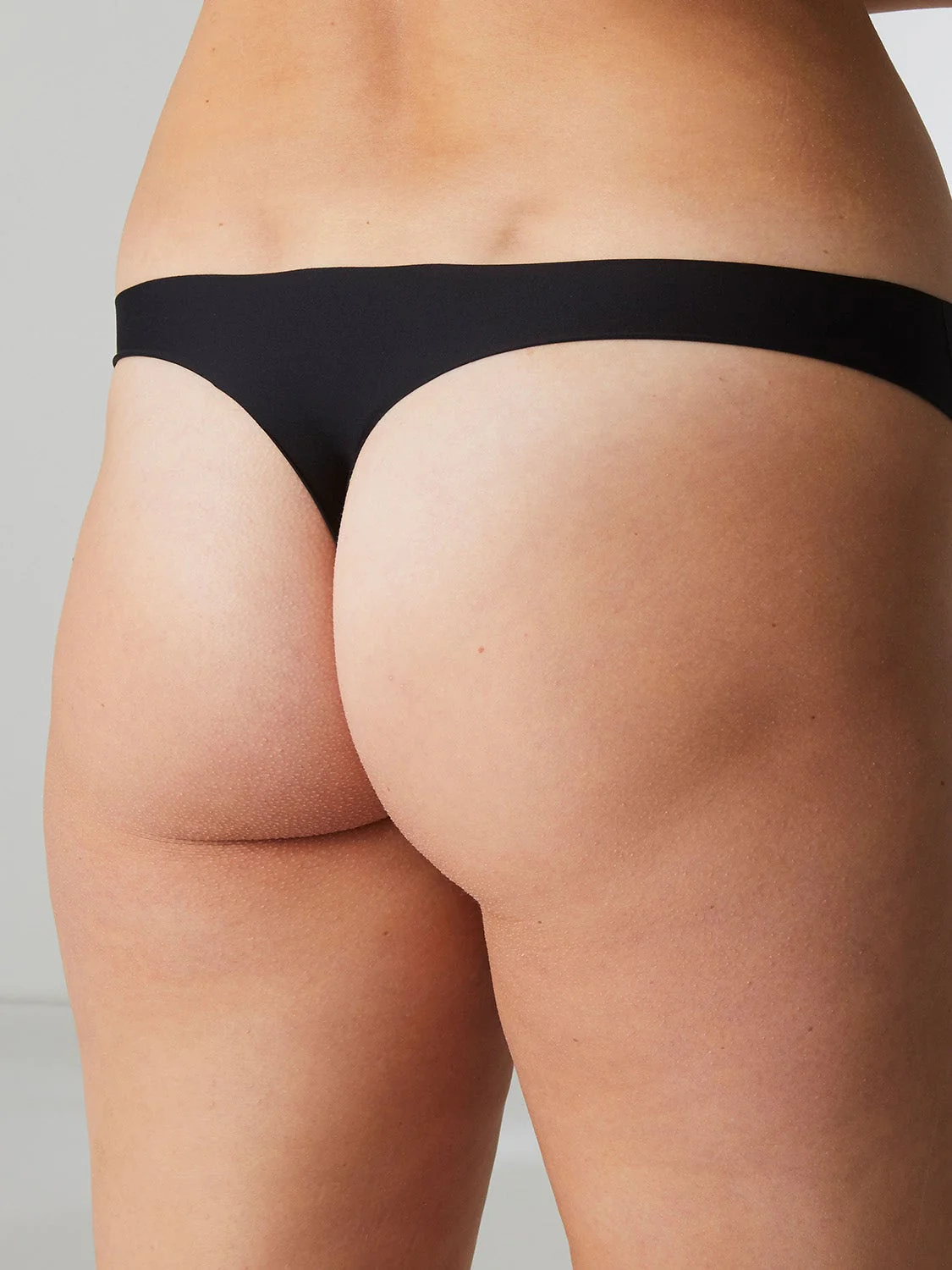 Uniq Thong - Black - Image 2