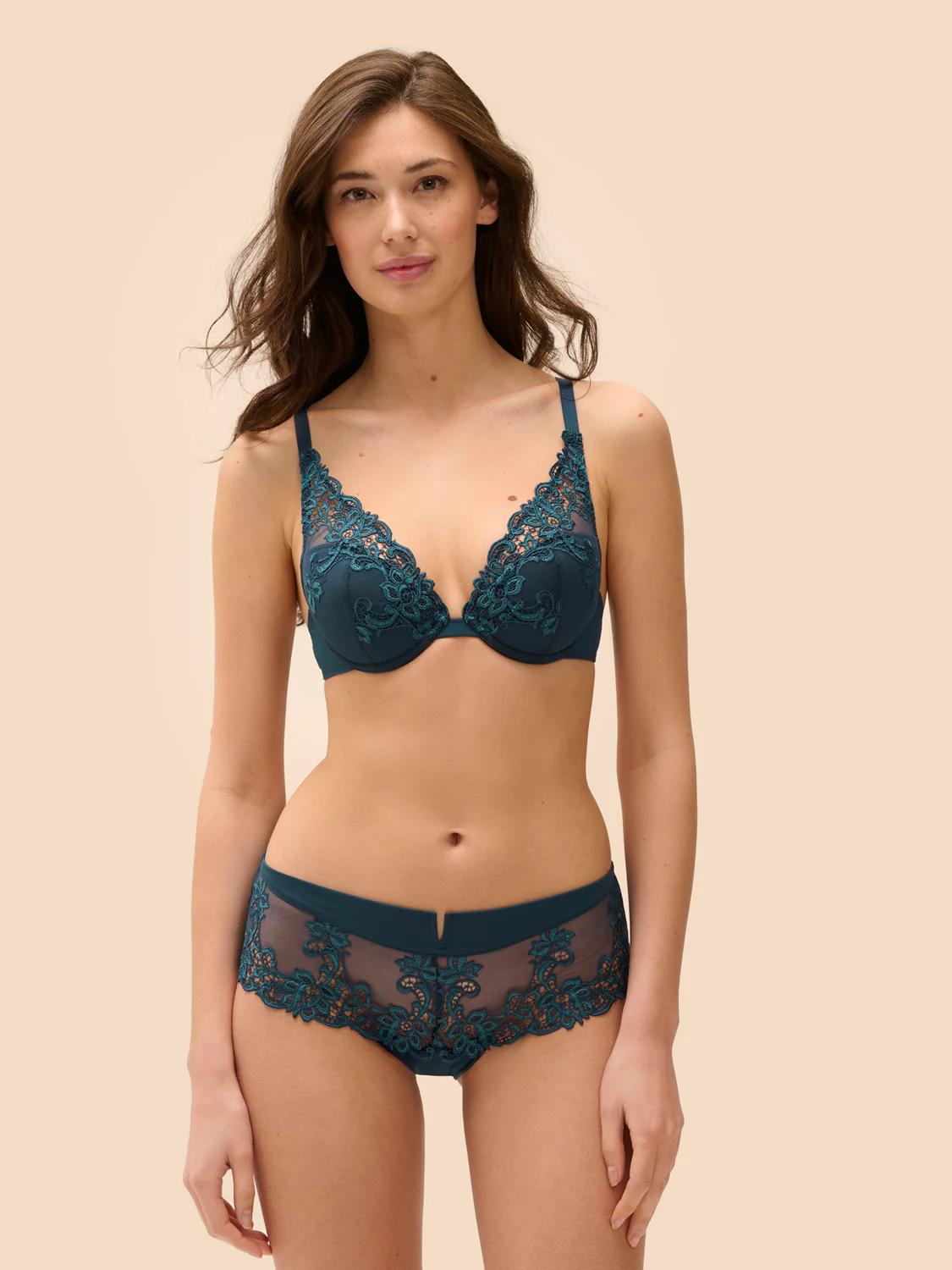 Saga Triangle Contour - Prestige Blue - Image 4