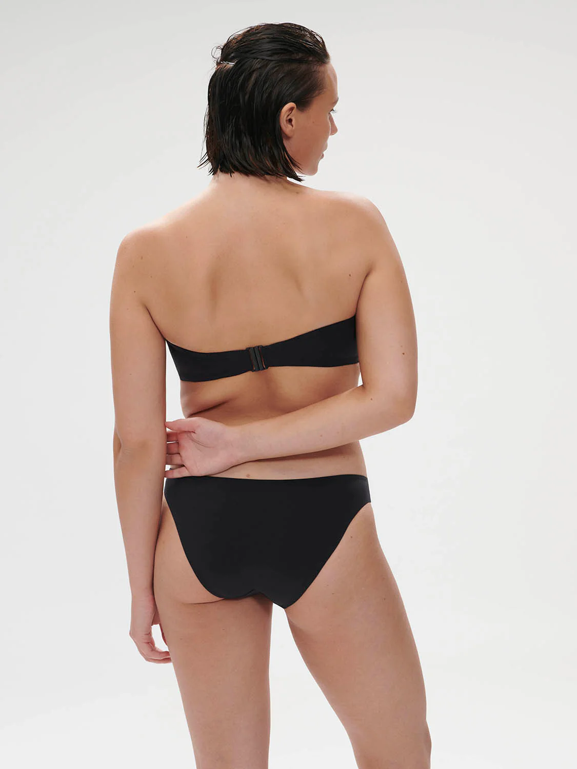 Palmeraie Underwire Bandeau - Black - Image 13