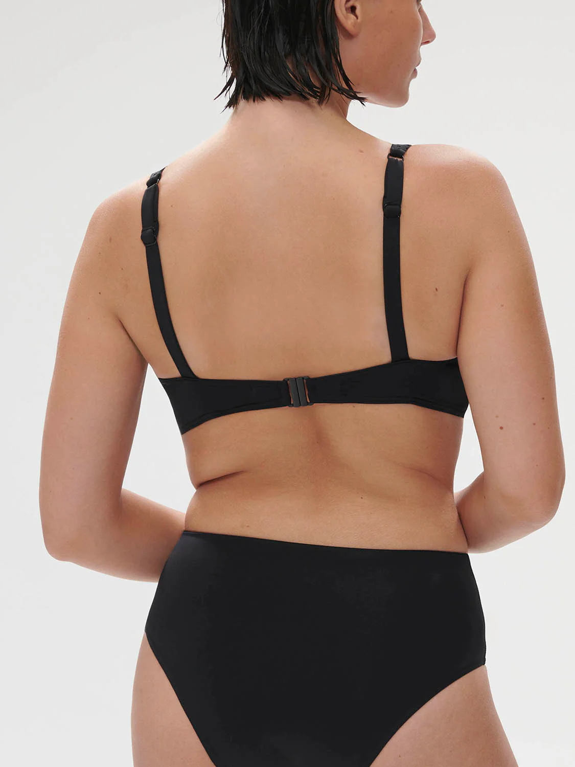 Hoya Underwire Plunge - Black - Image 7