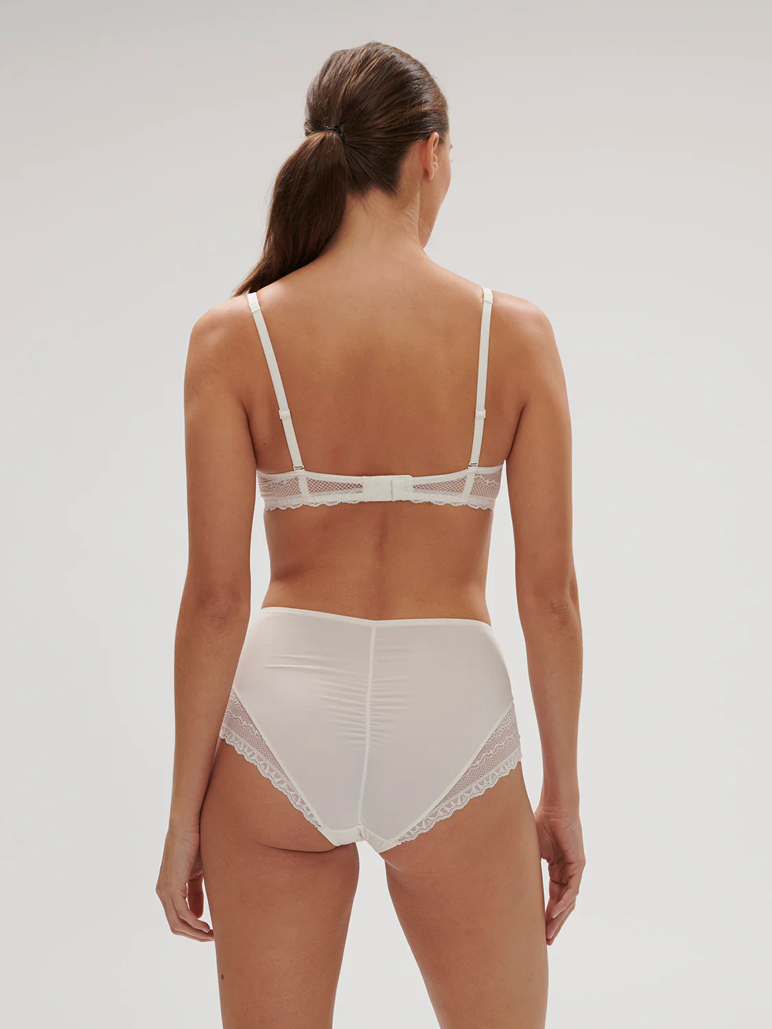 Destinée Underwire Plunge - Ivory - Image 6