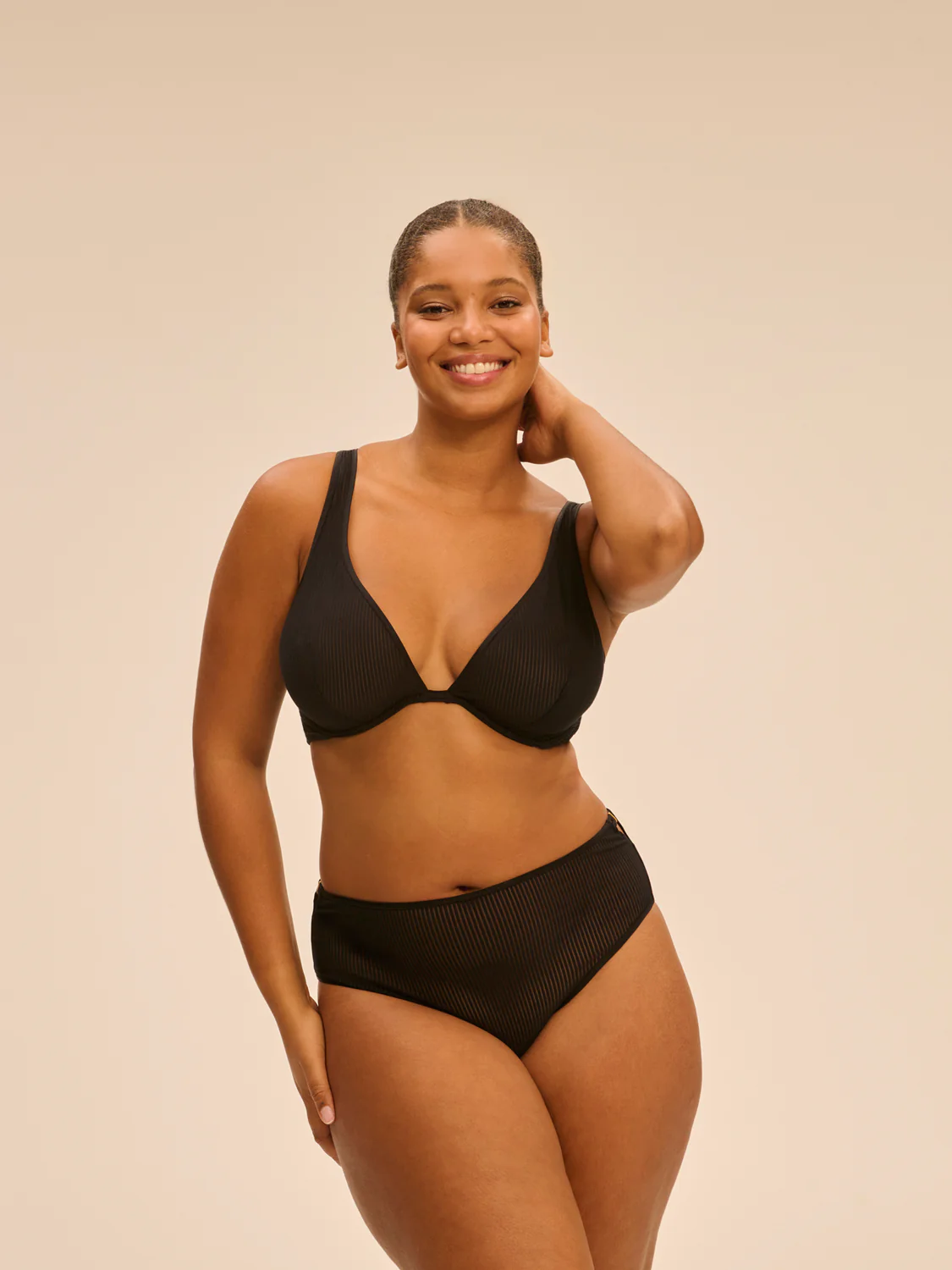 Angele Underwire Triangle- Black - Image 11