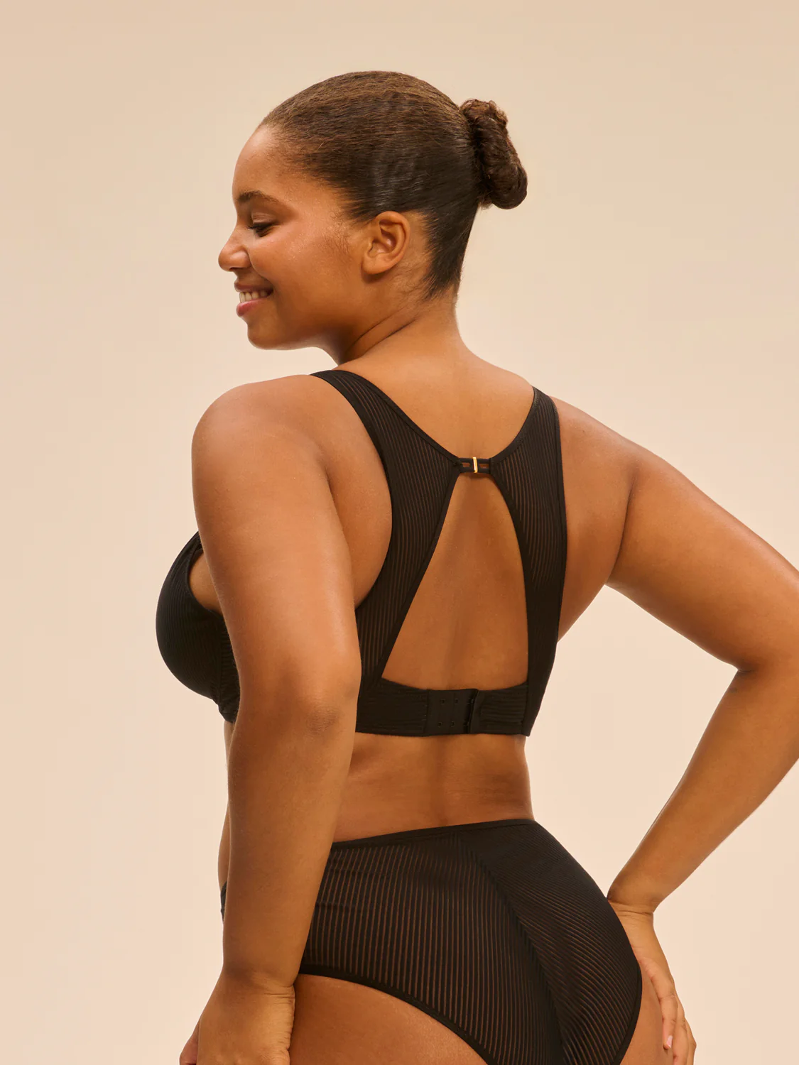 Angele Underwire Triangle- Black - Image 8