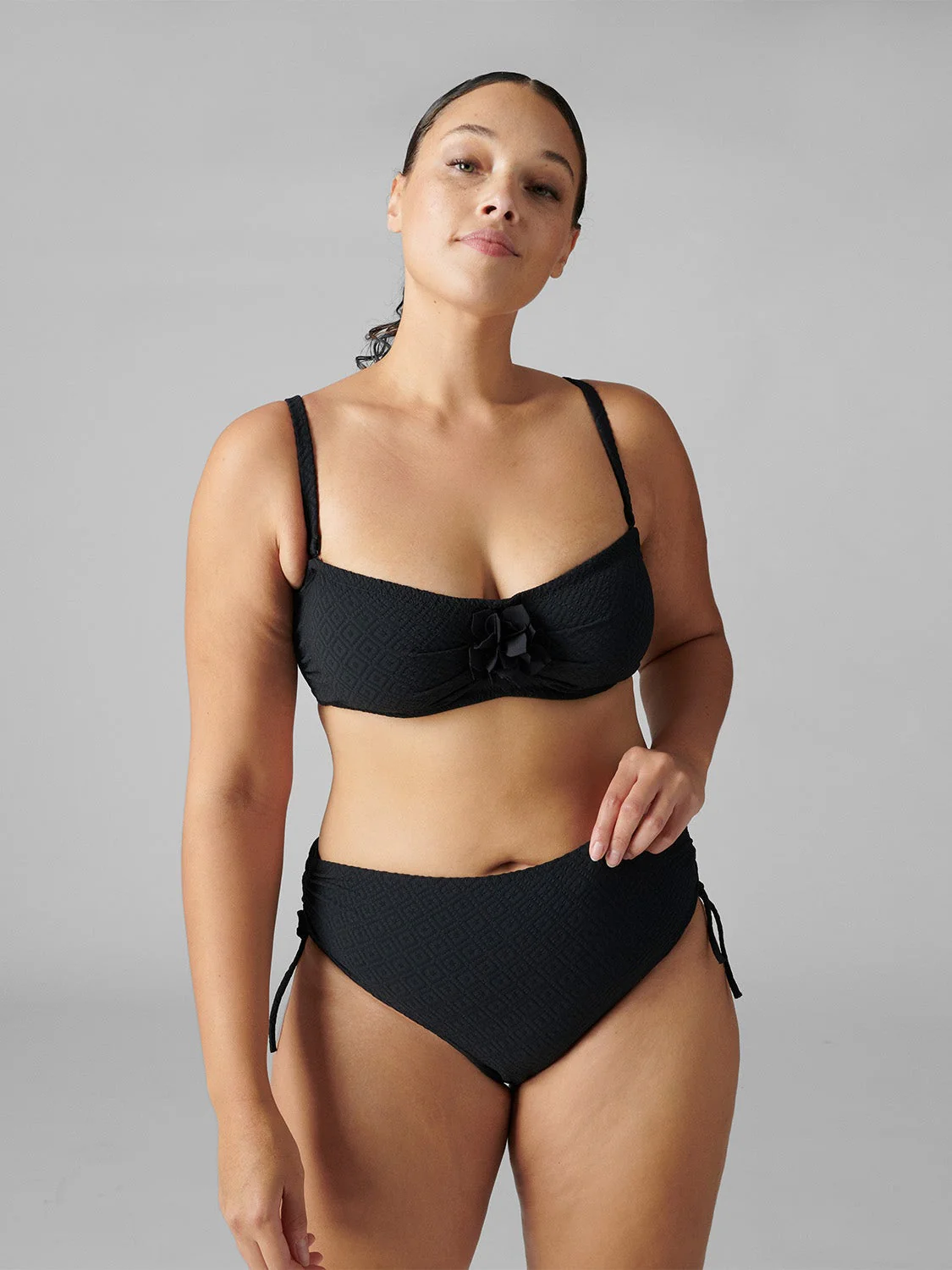 Dune Underwire Bandeau - Black - Image 10