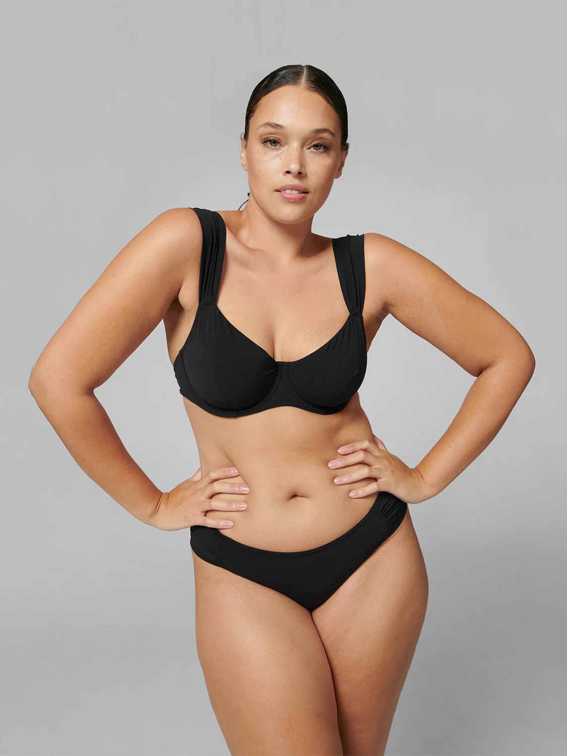Mantra Full Cup - Black - Image 3