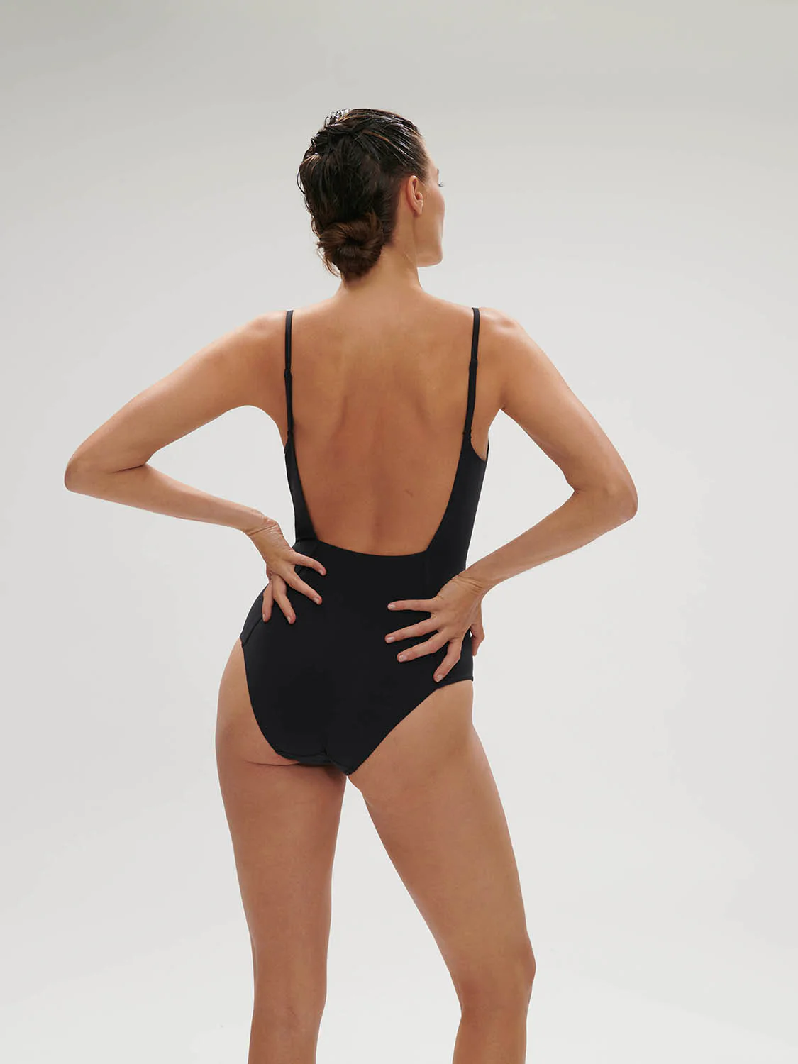 Palmeraie Wireless Padded One-Piece - Black - Image 7
