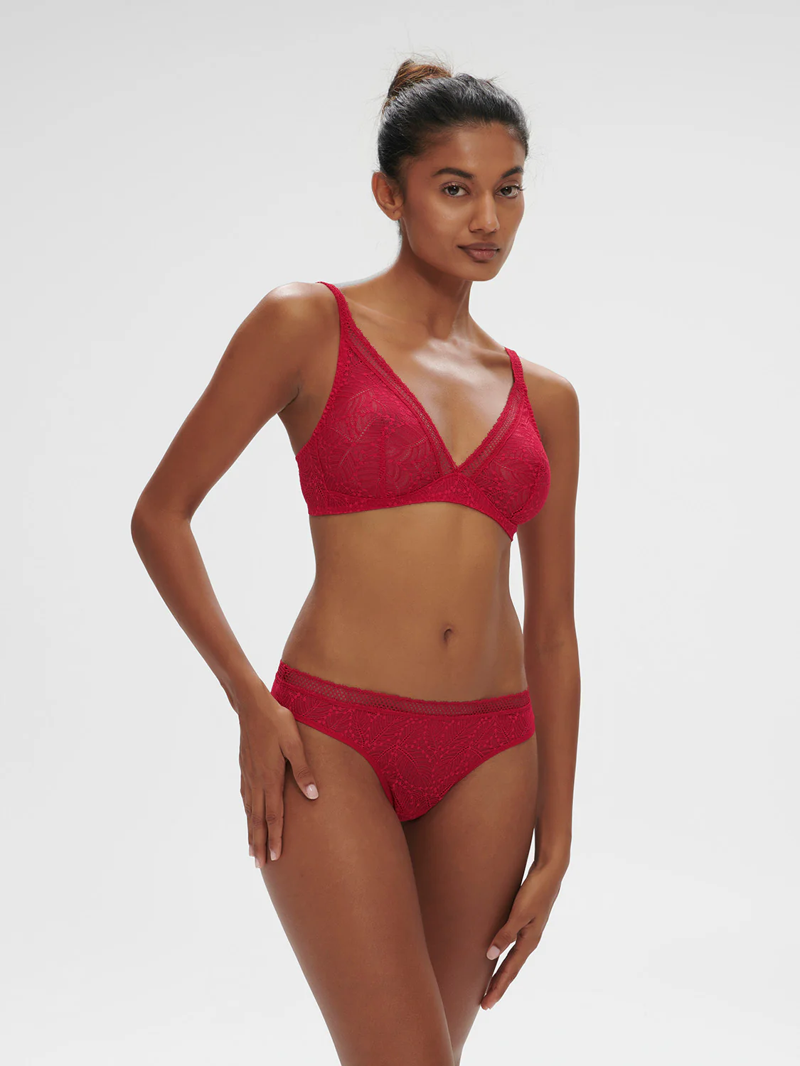 Comete Wireless Triangle - Ruby - Image 5